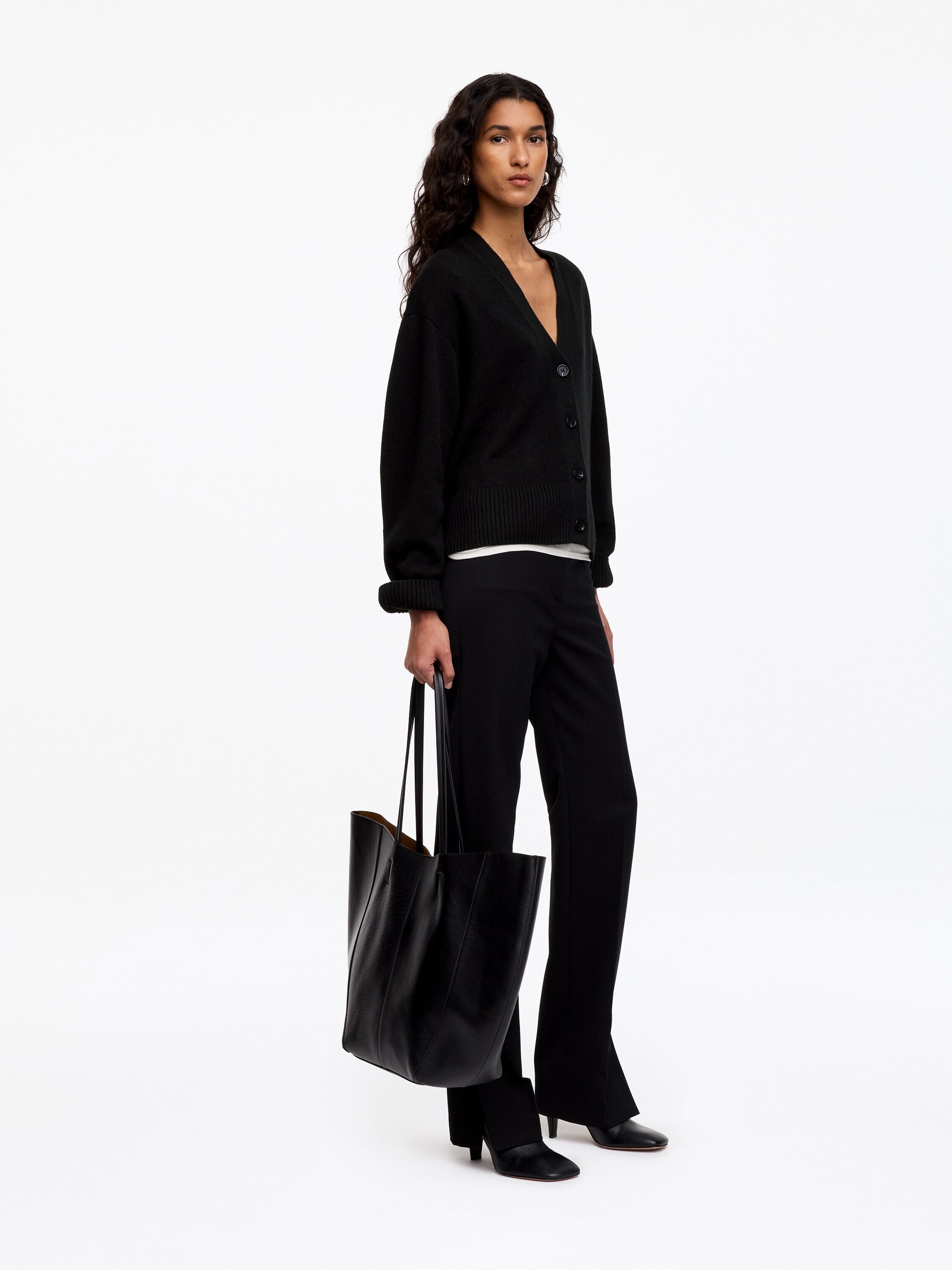 Cashmere V-Neck Cardigan - Black - Image 3
