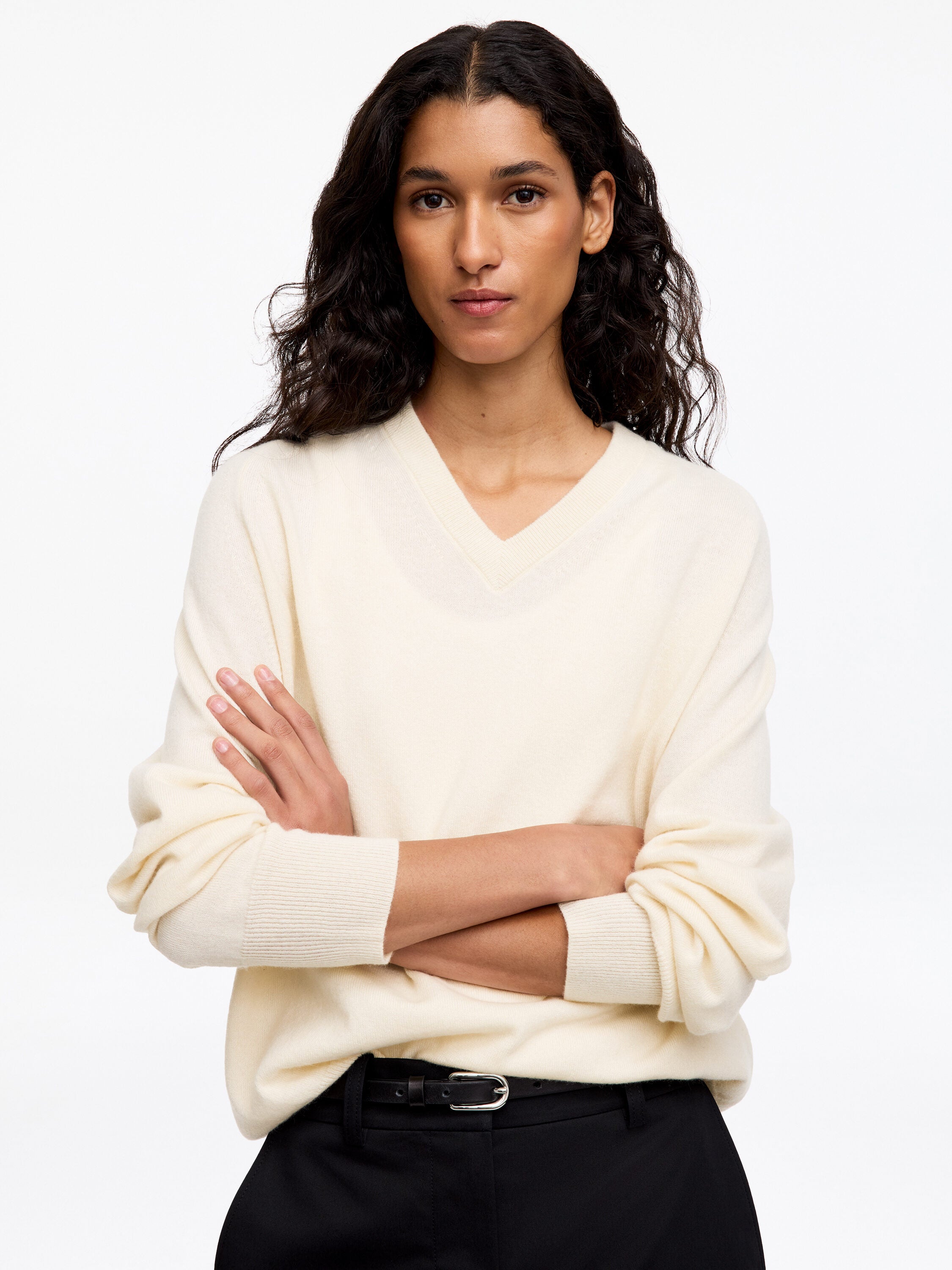 Relaxed Cashmere V-Neck Jumper - White - Image 4