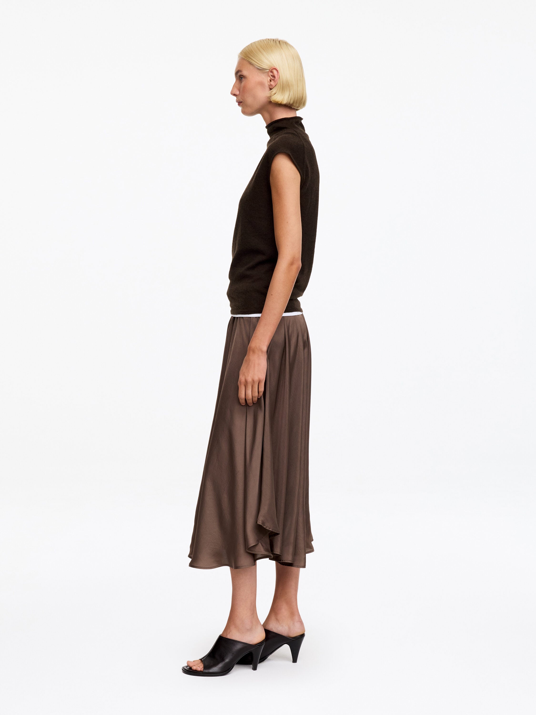 Pure Cashmere Mock-Neck Top - Brown - Image 2