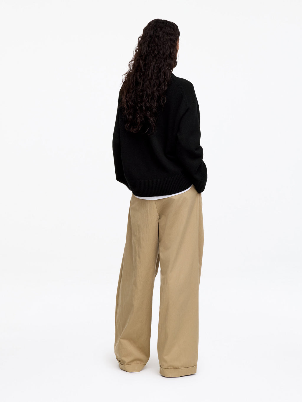 Oversized Pure Cashmere Jumper​ - Black - Image 4