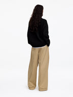 Oversized Pure Cashmere Jumper​ - Black - Image 4